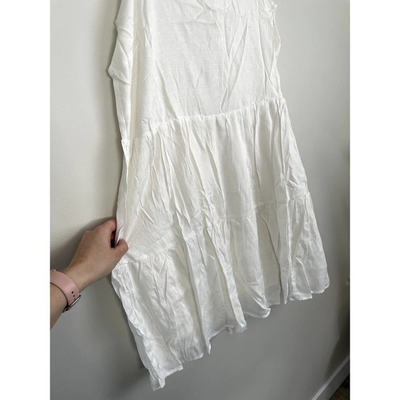 Summer White Dress with open back - Picture 3 of 6